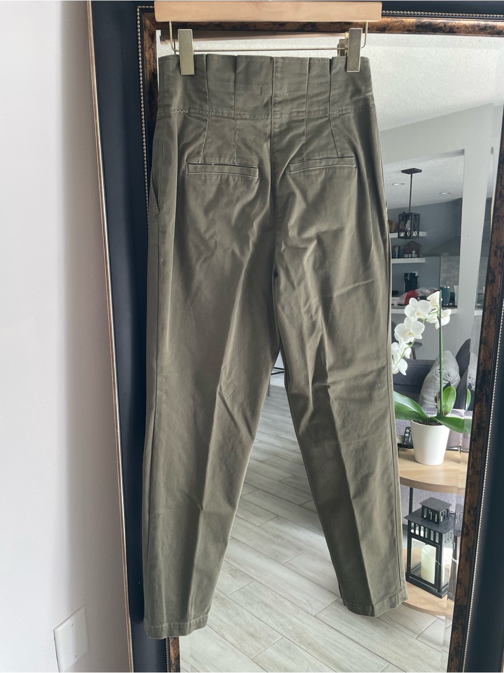 A.L.C. Olive Green Paperbag Waist Belted Pants Size 4 - Picture 5 of 6